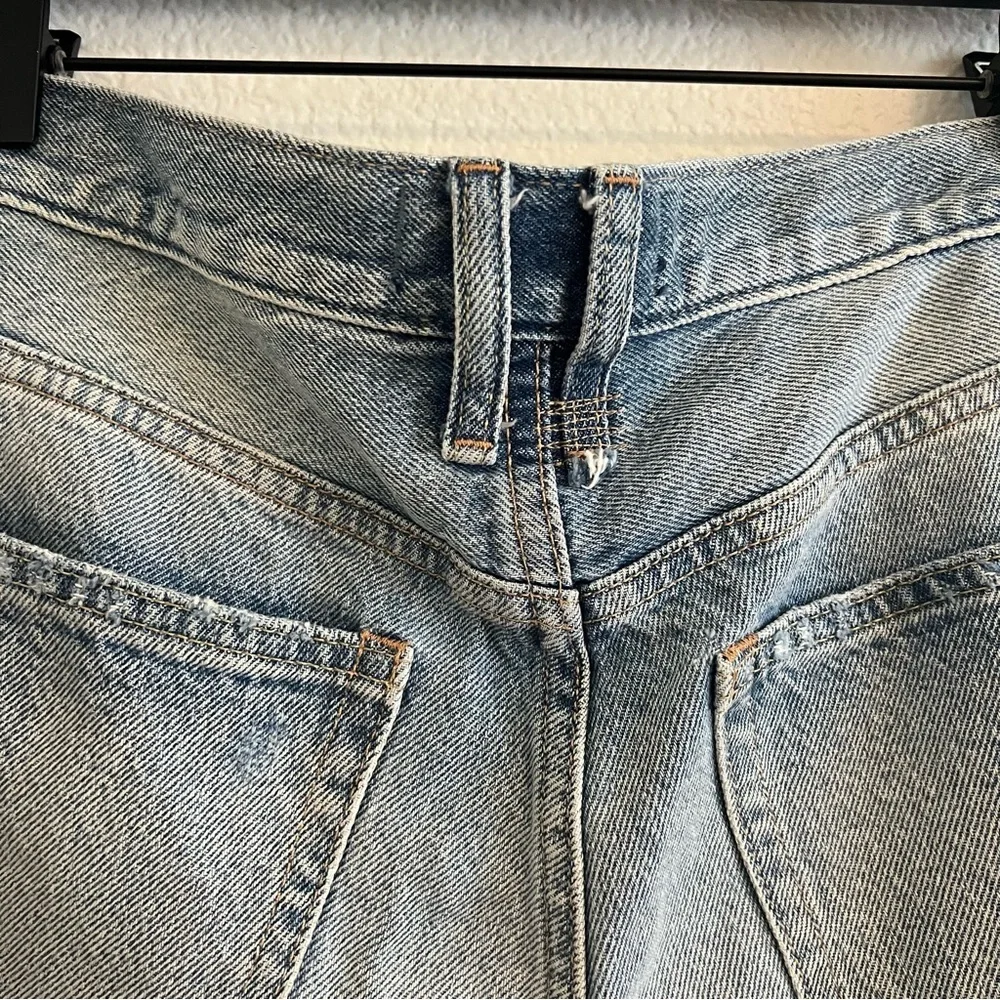 We The Free Denim Cut Off Distressed Shorts Size 31 - Picture 8 of 10